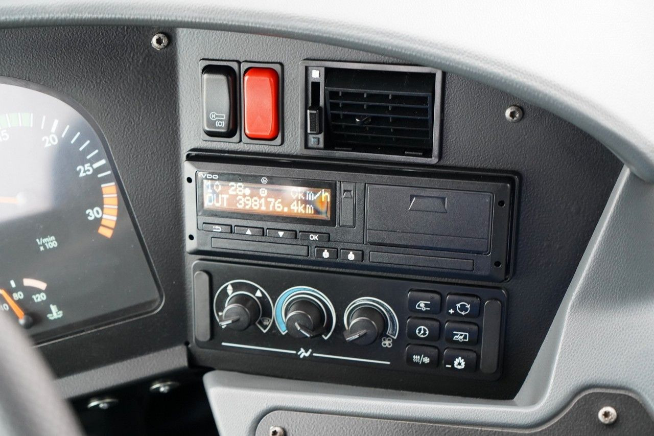 Mercedes-Benz INTOURO / EURO 5 / MANUAL / SPROWADZONY / Mercedes-Benz INTOURO / EURO 5 / MANUAL / SPROWADZONY /: zdjęcie 35 Mercedes-Benz INTOURO / EURO 5 / MANUAL / SPROWADZONY / Mercedes-Benz INTOURO / EURO 5 / MANUAL / SPROWADZONY /: zdjęcie 35