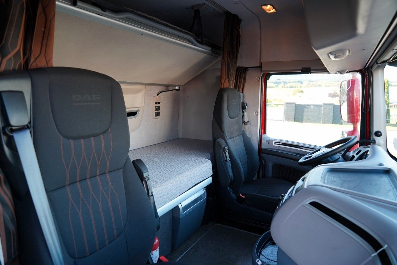 DAF XF 480 / SPACE CAB / RETARDER / I-PARK COOL / O DAF XF 480 / SPACE CAB / RETARDER / I-PARK COOL / O: zdjęcie 17 DAF XF 480 / SPACE CAB / RETARDER / I-PARK COOL / O DAF XF 480 / SPACE CAB / RETARDER / I-PARK COOL / O: zdjęcie 17