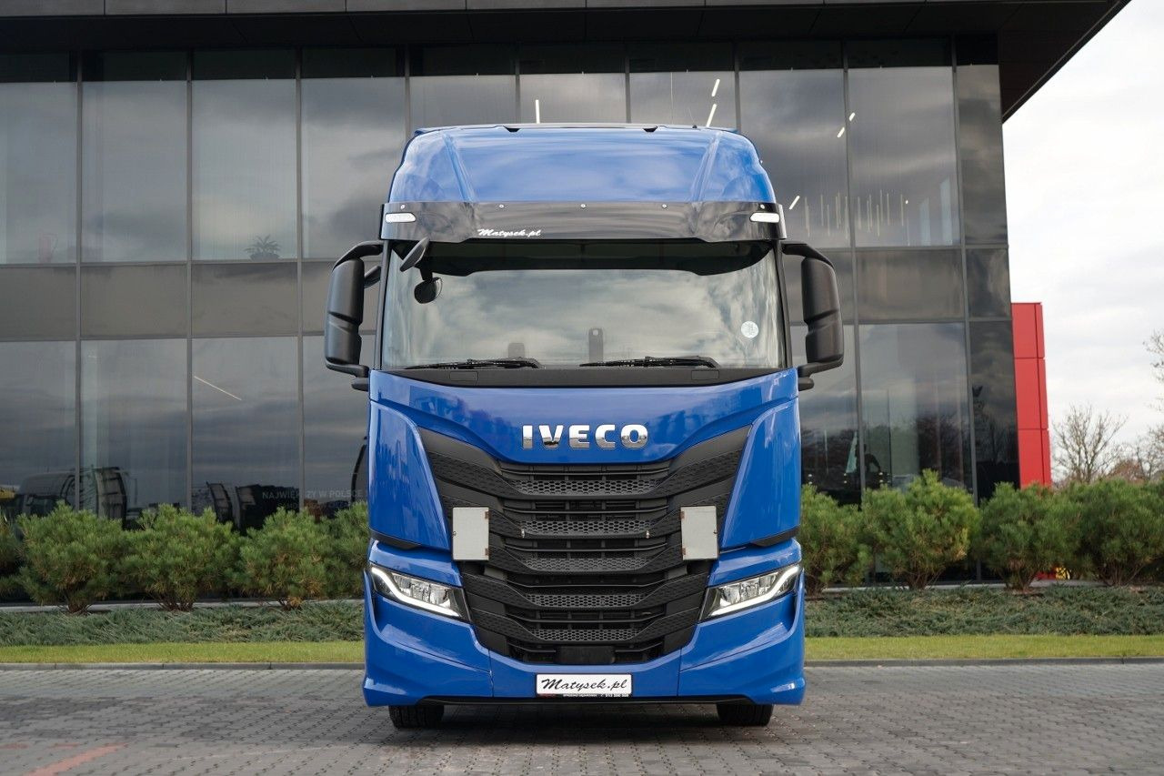 Iveco S-WAY / 460 / RETARDER / LNG / - Ciągnik siodłowy: zdjęcie 3 Iveco S-WAY / 460 / RETARDER / LNG / - Ciągnik siodłowy: zdjęcie 3