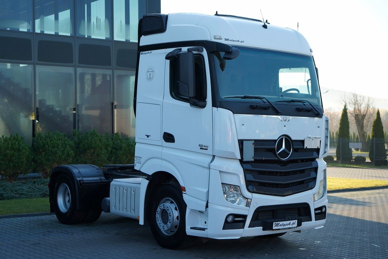 Mercedes-Benz ACTROS 1842 / EURO 5 EEV / RETARDER / STREAM SPA - Ciągnik siodłowy: zdjęcie 4 Mercedes-Benz ACTROS 1842 / EURO 5 EEV / RETARDER / STREAM SPA - Ciągnik siodłowy: zdjęcie 4