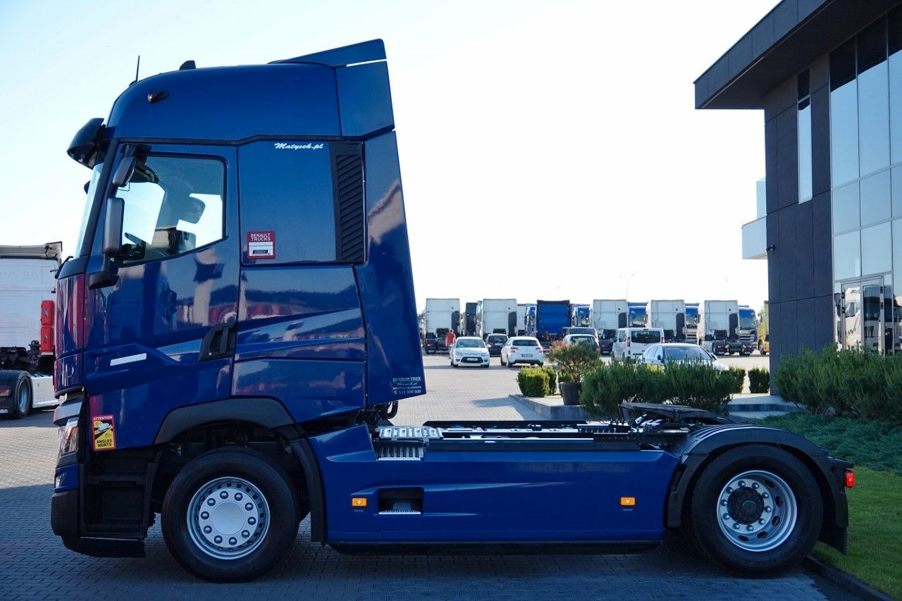 Renault T 520 / 13 L / RETARDER / I-PARK COOL / SKÓRY / Renault T 520 / 13 L / RETARDER / I-PARK COOL / SKÓRY / - Ciągnik siodłowy: zdjęcie 3 Renault T 520 / 13 L / RETARDER / I-PARK COOL / SKÓRY / Renault T 520 / 13 L / RETARDER / I-PARK COOL / SKÓRY / - Ciągnik siodłowy: zdjęcie 3