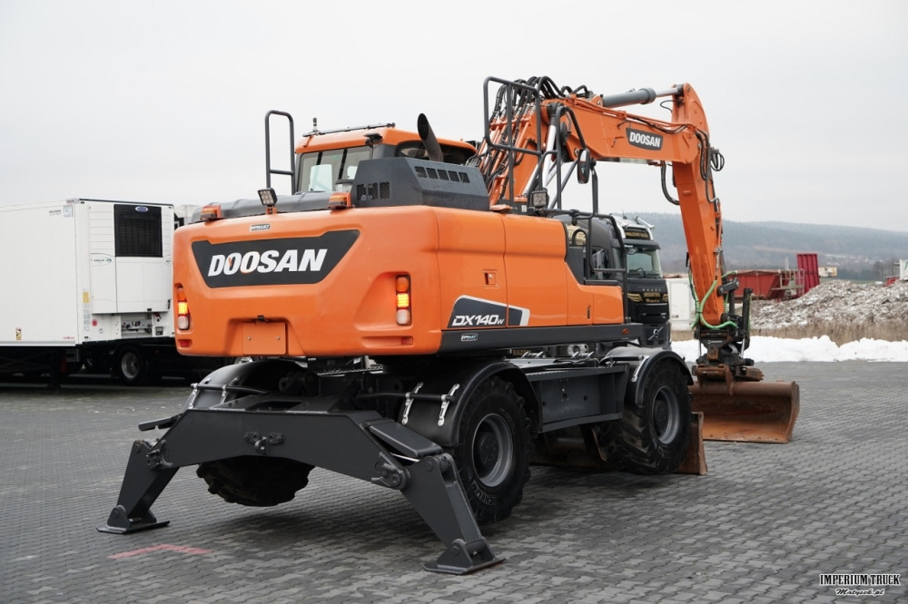 DOOSAN DX 140W / KOPARKA KOŁOWA / ROTOTIL / JOYSTICK / POWERTILT OBROTNICA / 2019 ROK / - Koparka kołowa: zdjęcie 5 DOOSAN DX 140W / KOPARKA KOŁOWA / ROTOTIL / JOYSTICK / POWERTILT OBROTNICA / 2019 ROK / - Koparka kołowa: zdjęcie 5
