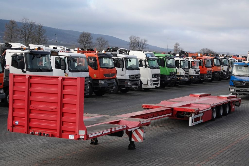 Kässbohrer NSP-24 / NACZEPA LAWETA / NISKOPODWOZIE / ROZCIĄ Kässbohrer NSP-24 / NACZEPA LAWETA / NISKOPODWOZIE / ROZCIĄ - Naczepa niskopodwoziowa: zdjęcie 1 Kässbohrer NSP-24 / NACZEPA LAWETA / NISKOPODWOZIE / ROZCIĄ Kässbohrer NSP-24 / NACZEPA LAWETA / NISKOPODWOZIE / ROZCIĄ - Naczepa niskopodwoziowa: zdjęcie 1