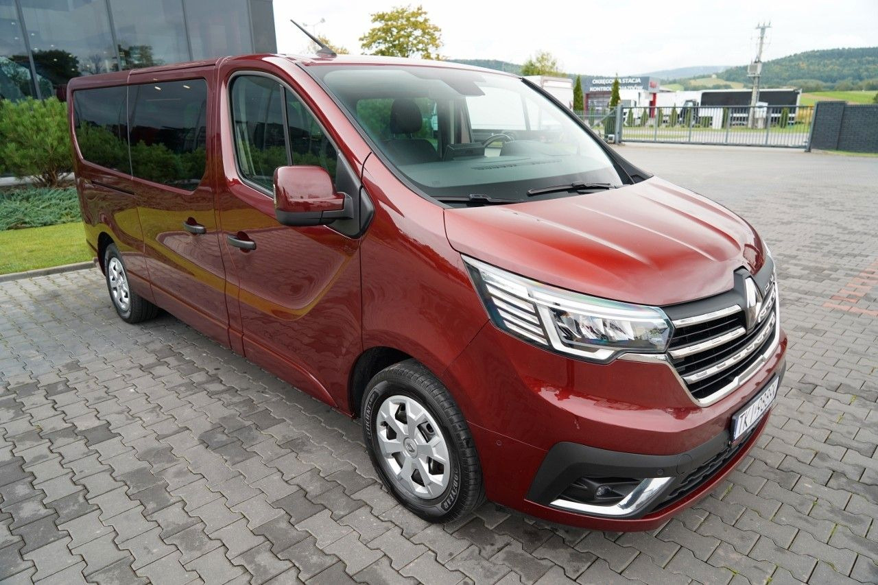 Renault TRAFIC III / BUS / 9 MIEJSC / 2022 ROK / PIERWSZ - Mikrobus: zdjęcie 5 Renault TRAFIC III / BUS / 9 MIEJSC / 2022 ROK / PIERWSZ - Mikrobus: zdjęcie 5