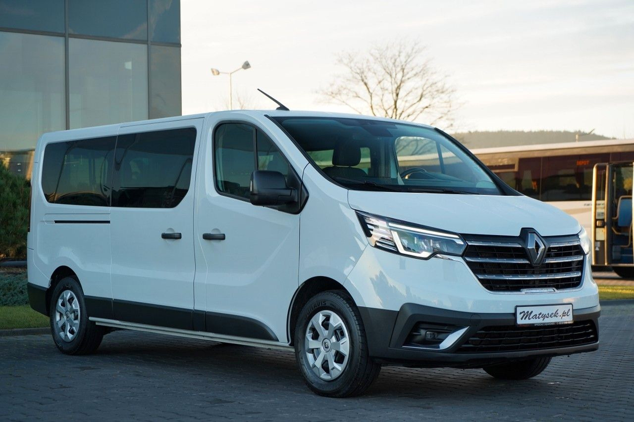 Renault TRAFIC III / BUS / 9 MIEJSC / PIERWSZY WŁAŚCICIE - Mikrobus: zdjęcie 2 Renault TRAFIC III / BUS / 9 MIEJSC / PIERWSZY WŁAŚCICIE - Mikrobus: zdjęcie 2