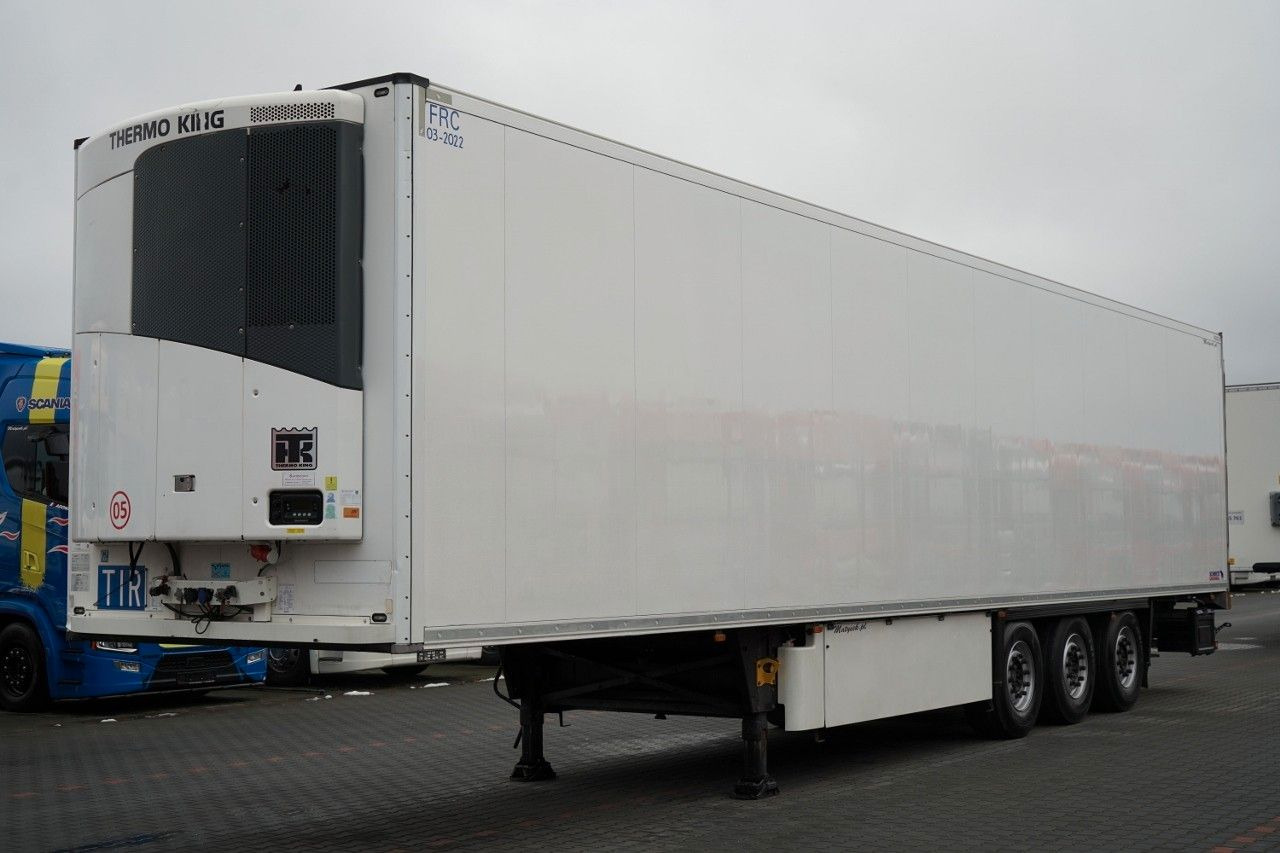 Schmitz Cargobull CHŁODNIA / THERMO KING / HAKÓWKA / OŚ PODNOSZO - Naczepa chłodnia: zdjęcie 1 Schmitz Cargobull CHŁODNIA / THERMO KING / HAKÓWKA / OŚ PODNOSZO - Naczepa chłodnia: zdjęcie 1