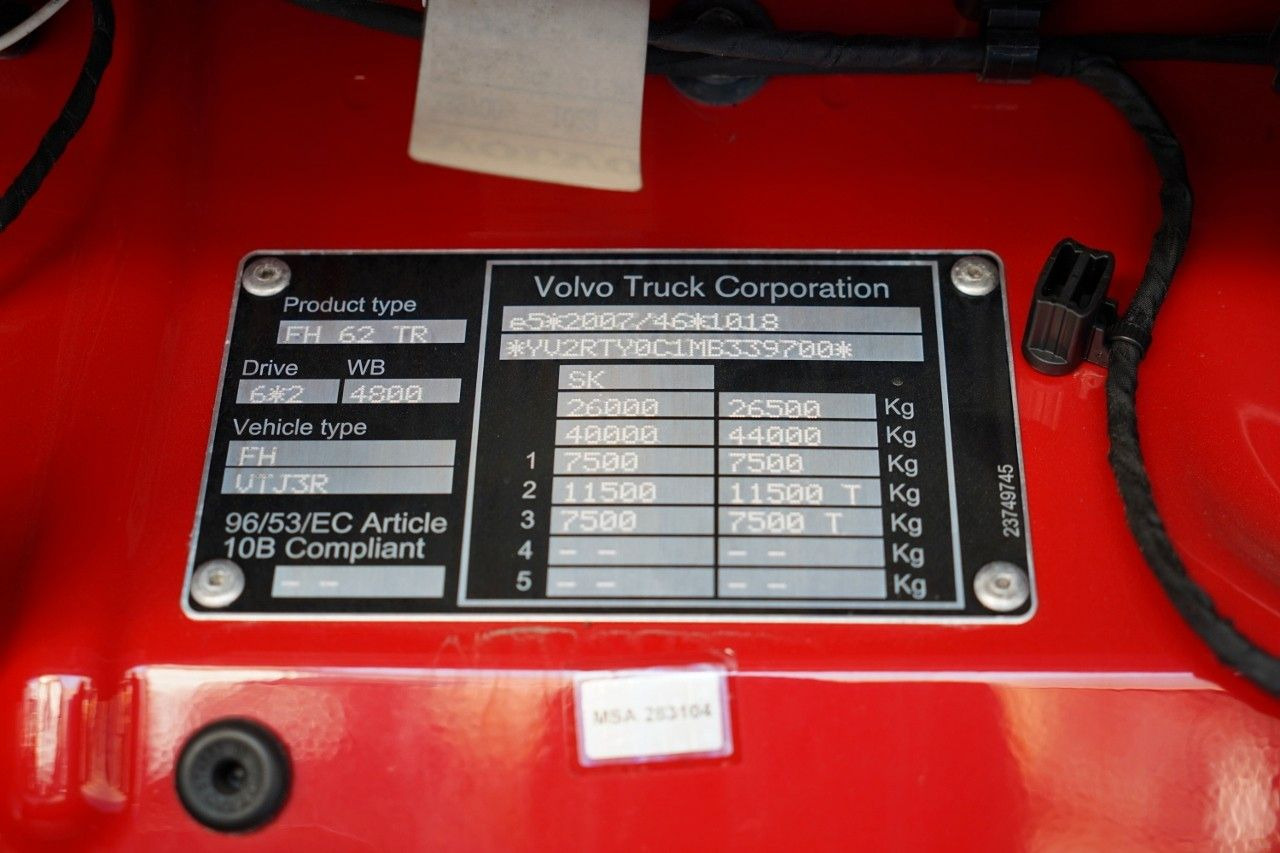 Samochód ciężarowy plandeka Volvo FH 460 / FIRANKA / 6x2 / PODNOSZONY DACH / I-PAR: zdjęcie 18 Samochód ciężarowy plandeka Volvo FH 460 / FIRANKA / 6x2 / PODNOSZONY DACH / I-PAR: zdjęcie 18