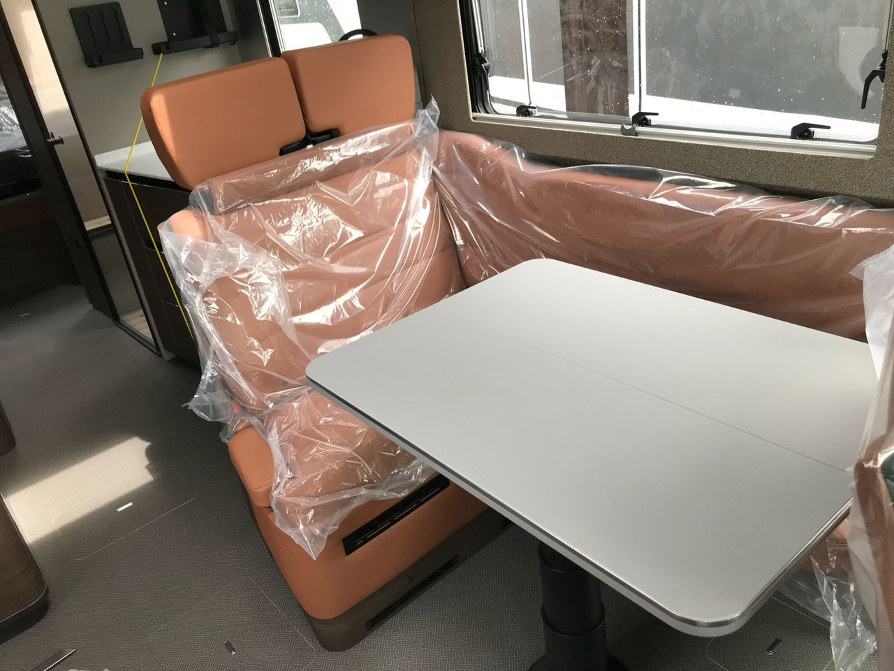 ADRIA Super Sonic 890 LC - Kamper integra: zdjęcie 3 ADRIA Super Sonic 890 LC - Kamper integra: zdjęcie 3