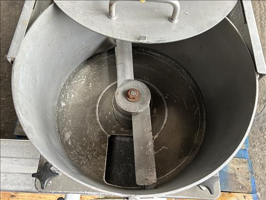 Formatic R2200 Forming machine - Wyposażenie piekarni: zdjęcie 2 Formatic R2200 Forming machine - Wyposażenie piekarni: zdjęcie 2