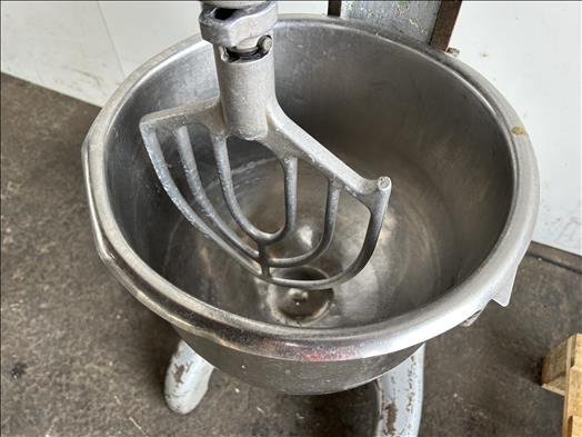 Hobart AE200 Planetary mixer - Maszyna spożywcza: zdjęcie 3 Hobart AE200 Planetary mixer - Maszyna spożywcza: zdjęcie 3