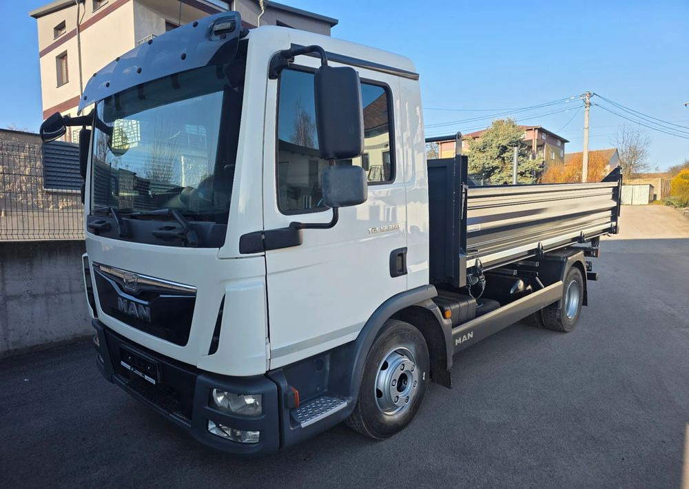 MAN TGL 12.250 /12.220 / ATEGO/ WYWROTKA / 2016 / NOWA ZABUDOWA - Wywrotka: zdjęcie 1 MAN TGL 12.250 /12.220 / ATEGO/ WYWROTKA / 2016 / NOWA ZABUDOWA - Wywrotka: zdjęcie 1