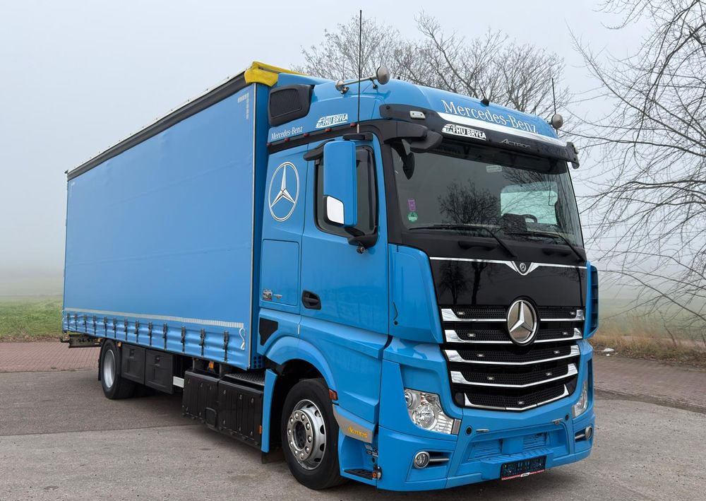 Mercedes-Benz ACTROS 1833 / FIRANKA/ WINDA / NOWY TACHOGRAF G2V2 / NOWE OPONY / 19PALET / 8TON ŁADOWNOŚCI / AUTOMAT / DUŻY SILNIK / SYPIALKA / SERWISOWANY / 2018 / JAK NOWY / - Samochód ciężarowy plandeka: zdjęcie 1 Mercedes-Benz ACTROS 1833 / FIRANKA/ WINDA / NOWY TACHOGRAF G2V2 / NOWE OPONY / 19PALET / 8TON ŁADOWNOŚCI / AUTOMAT / DUŻY SILNIK / SYPIALKA / SERWISOWANY / 2018 / JAK NOWY / - Samochód ciężarowy plandeka: zdjęcie 1