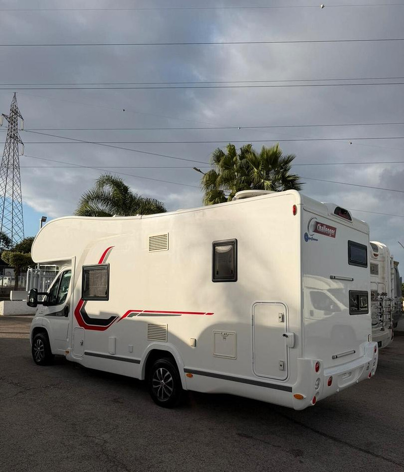 Challenger C 256 - Kamper z alkową: zdjęcie 3 Challenger C 256 - Kamper z alkową: zdjęcie 3