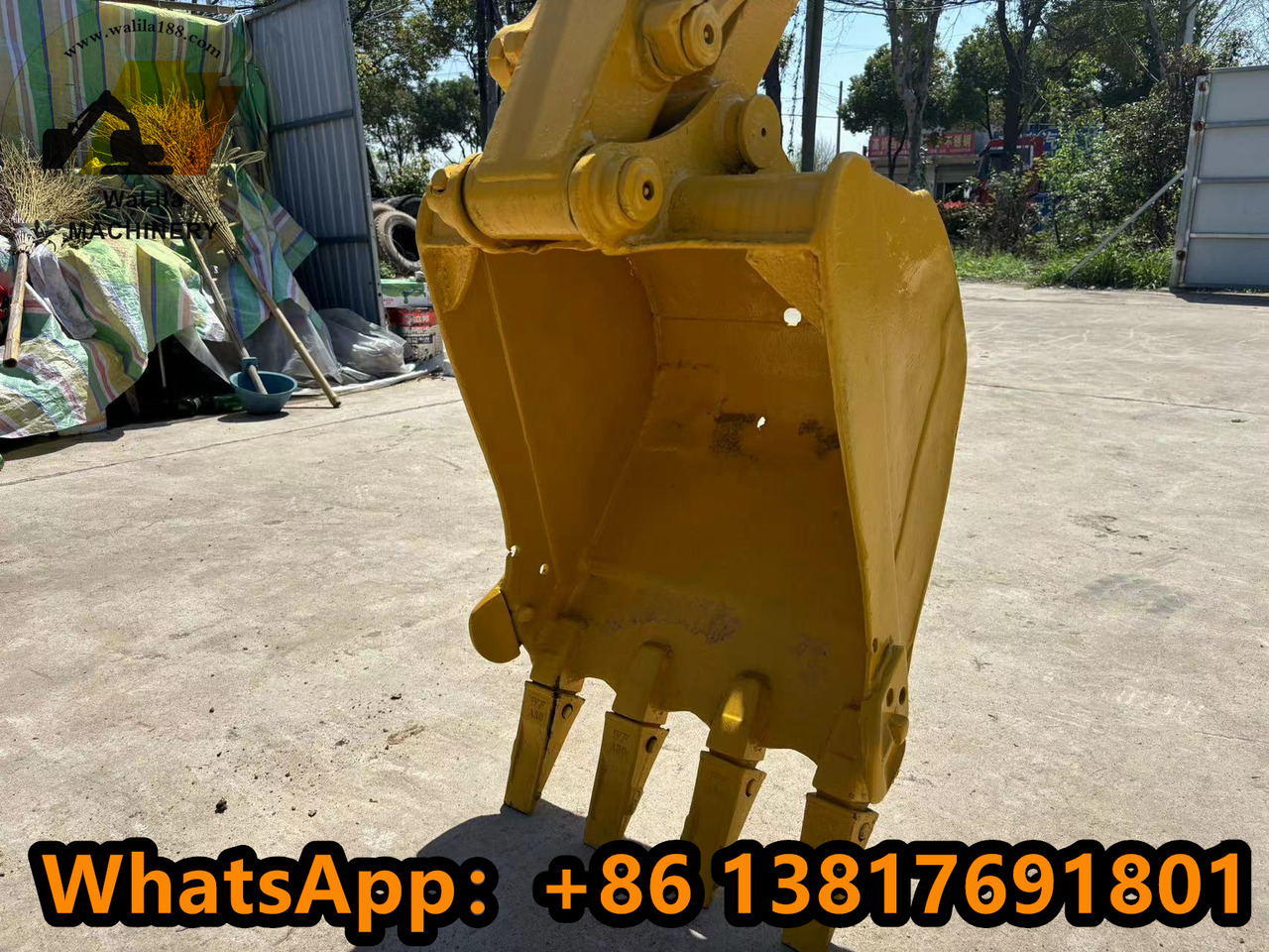 KOMATSU PC35MR - Minikoparka: zdjęcie 4 KOMATSU PC35MR - Minikoparka: zdjęcie 4