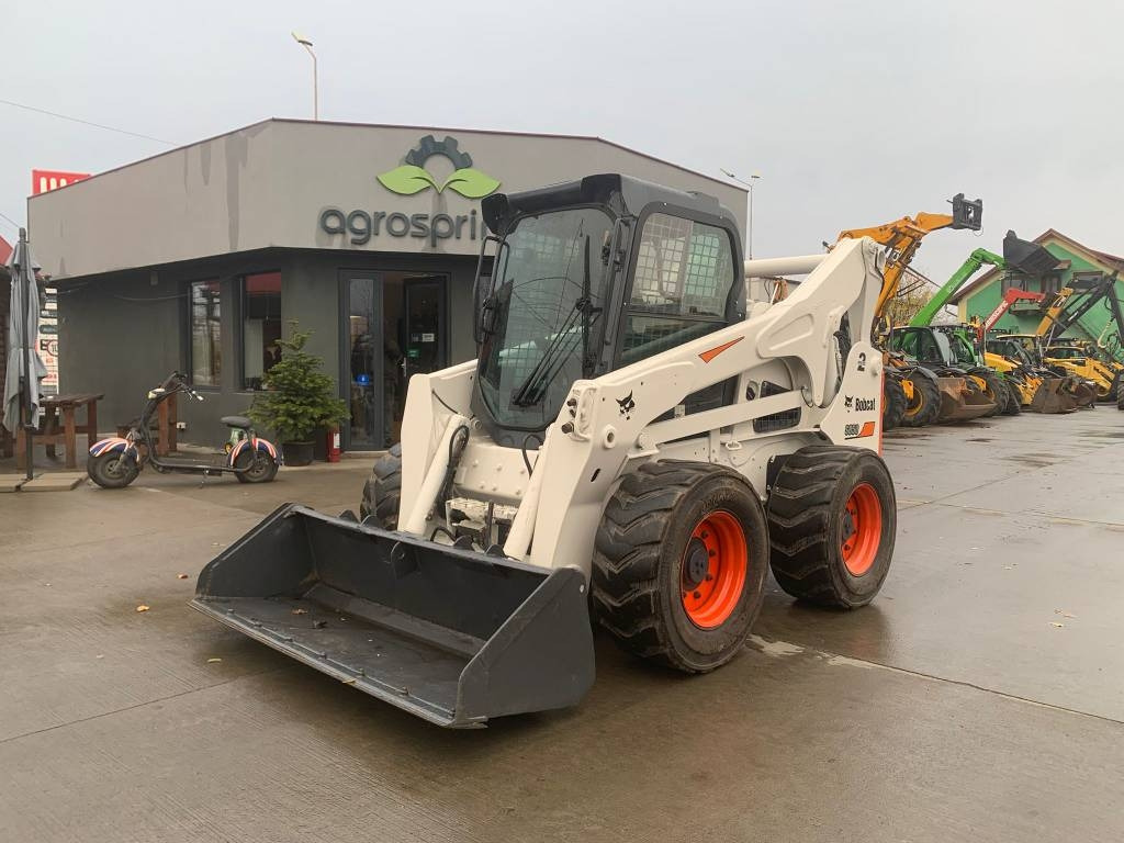 Bobcat S 850 - Miniładowarka: zdjęcie 1 Bobcat S 850 - Miniładowarka: zdjęcie 1