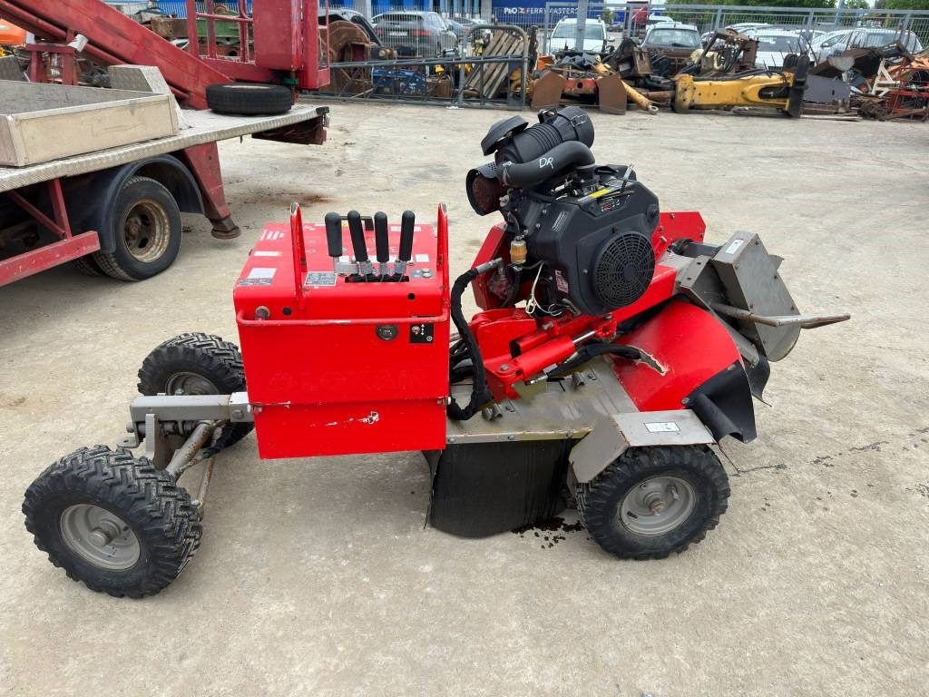 FSO B28 - Rozdrabniacz do drewna: zdjęcie 3 FSO B28 - Rozdrabniacz do drewna: zdjęcie 3