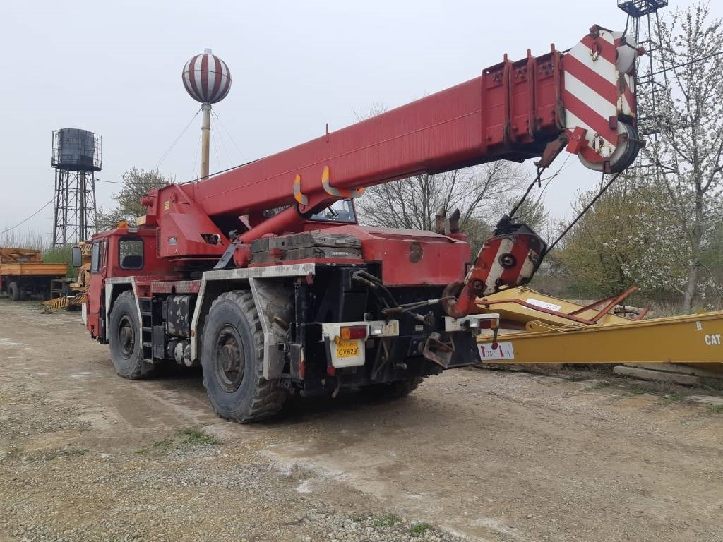 Faun RTF30 - Żuraw szosowo-terenowy: zdjęcie 5 Faun RTF30 - Żuraw szosowo-terenowy: zdjęcie 5