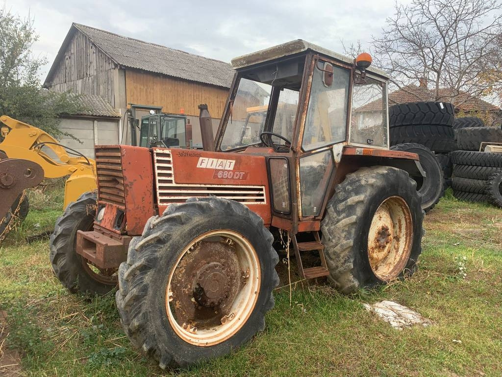 Fiat 680 DT - Ciągnik rolniczy: zdjęcie 1 Fiat 680 DT - Ciągnik rolniczy: zdjęcie 1