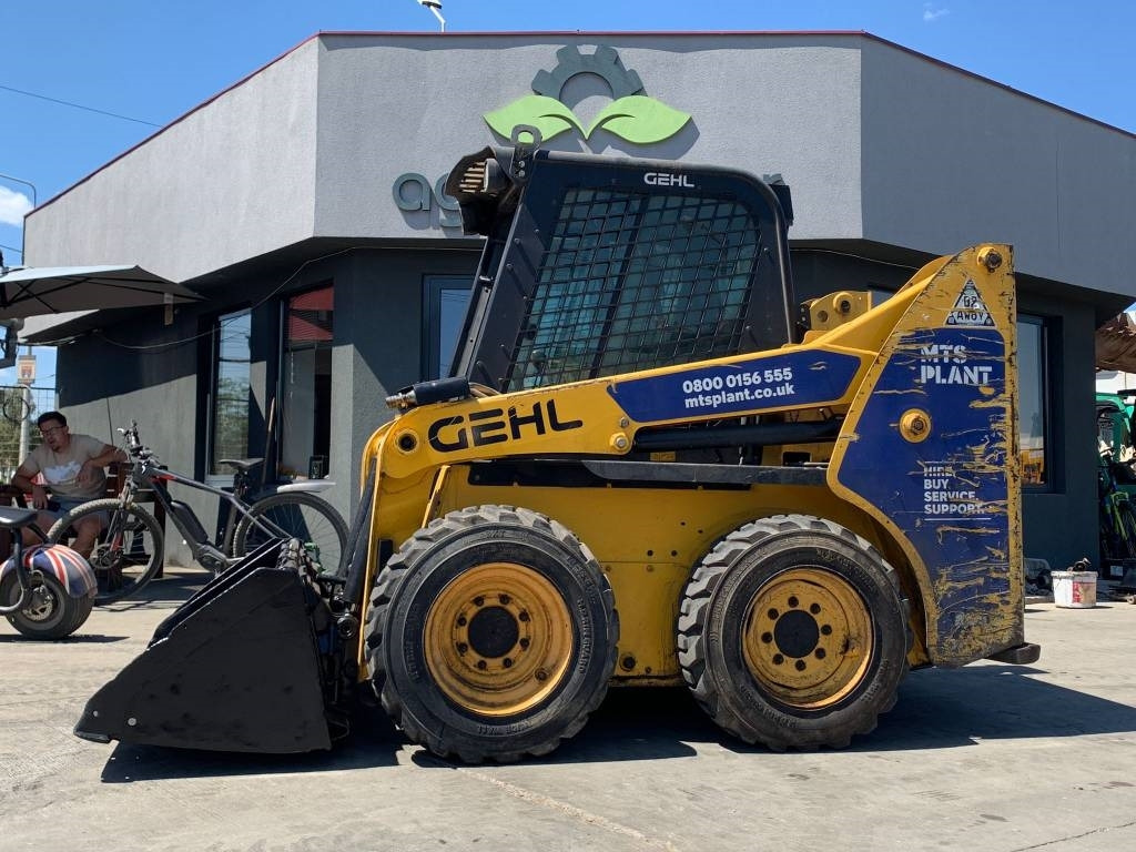 Gehl R 165 - Miniładowarka: zdjęcie 2 Gehl R 165 - Miniładowarka: zdjęcie 2