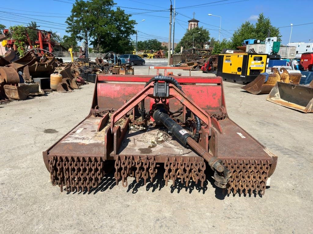 Grenier Franco SD2000 - Mulczer leśny: zdjęcie 1 Grenier Franco SD2000 - Mulczer leśny: zdjęcie 1