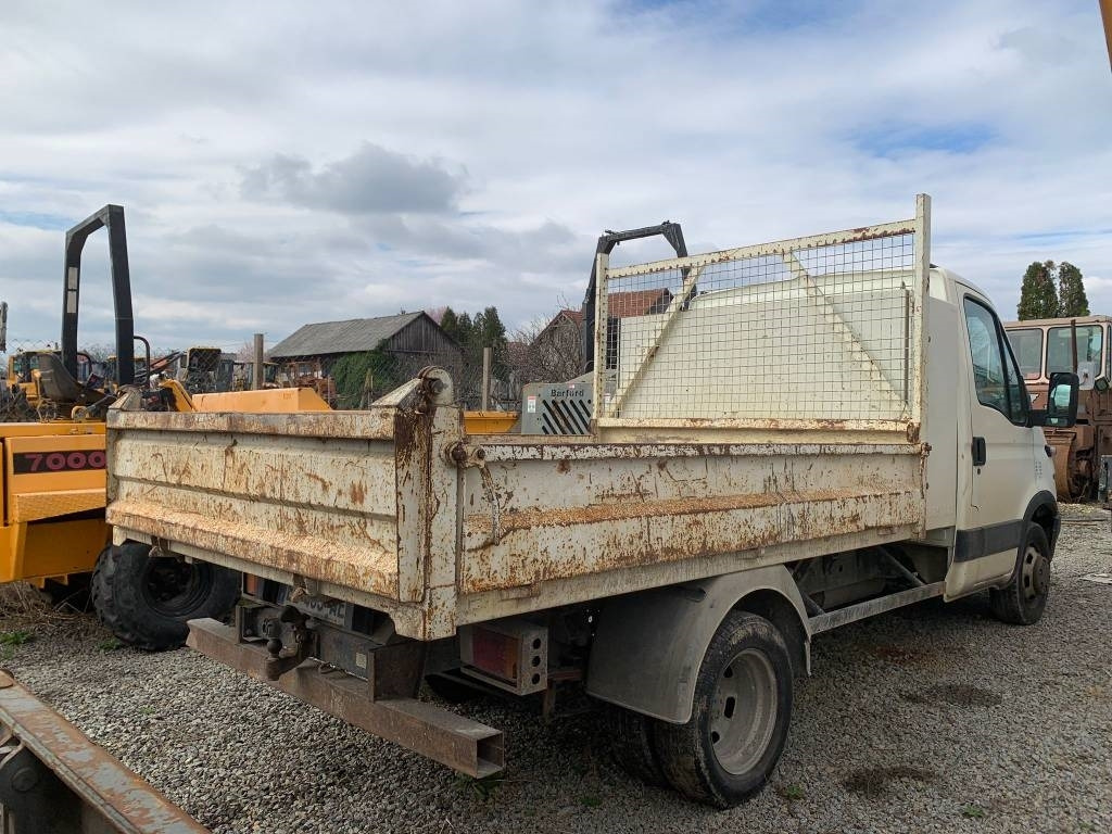 Iveco 35.10 - Samochód dostawczy wywrotka: zdjęcie 3 Iveco 35.10 - Samochód dostawczy wywrotka: zdjęcie 3