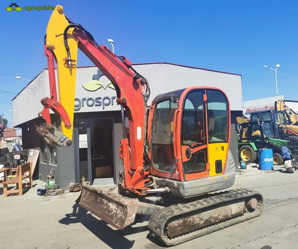 JCB 8050 - Minikoparka: zdjęcie 1 JCB 8050 - Minikoparka: zdjęcie 1