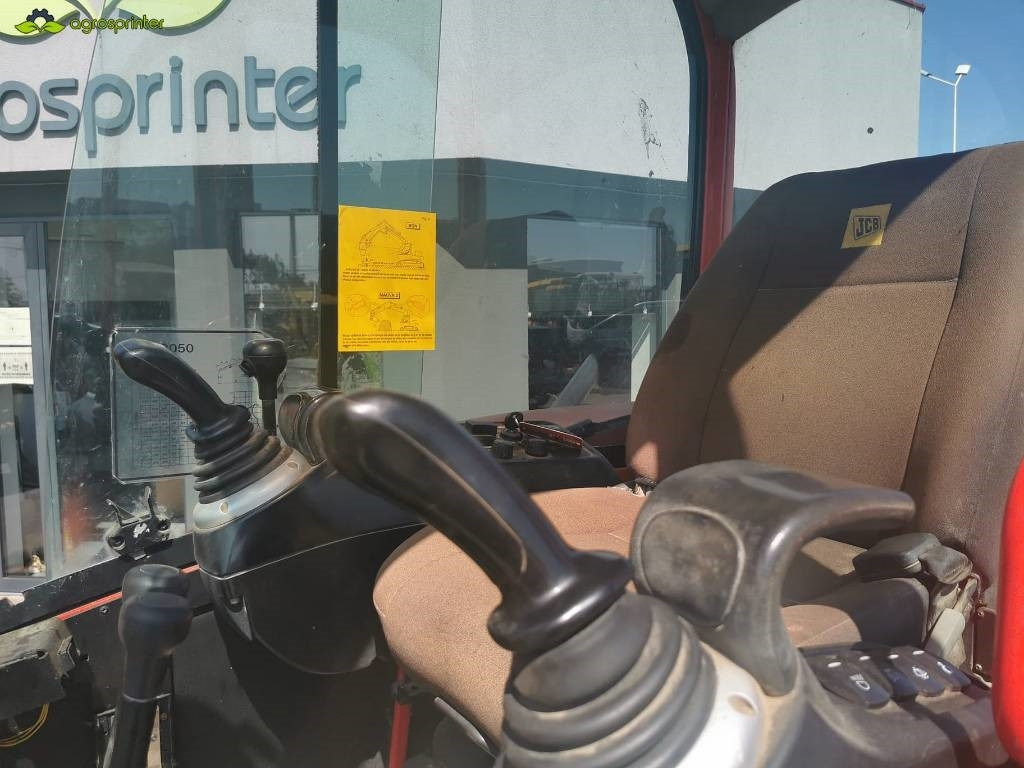 JCB 8050 - Minikoparka: zdjęcie 3 JCB 8050 - Minikoparka: zdjęcie 3