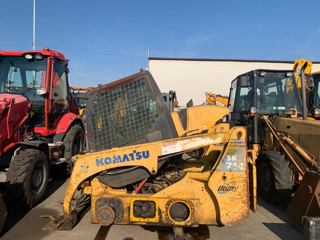 Komatsu SK 714 FOR PARTS - Miniładowarka: zdjęcie 2 Komatsu SK 714 FOR PARTS - Miniładowarka: zdjęcie 2