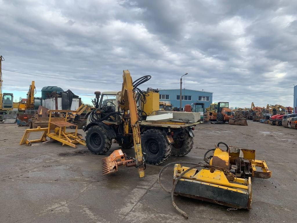 Mercedes-Benz 406A - Komunalne/ Specjalistyczne: zdjęcie 2 Mercedes-Benz 406A - Komunalne/ Specjalistyczne: zdjęcie 2