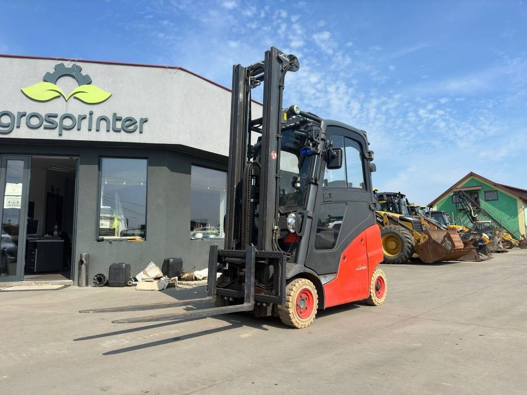 Linde H16T-01 - Wózek widłowy gazowy: zdjęcie 1 Linde H16T-01 - Wózek widłowy gazowy: zdjęcie 1