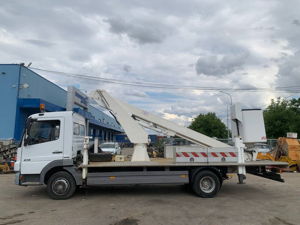 Mercedes-Benz Atego 818 - Podnośnik koszowy w samochody ciężarowe: zdjęcie 2 Mercedes-Benz Atego 818 - Podnośnik koszowy w samochody ciężarowe: zdjęcie 2