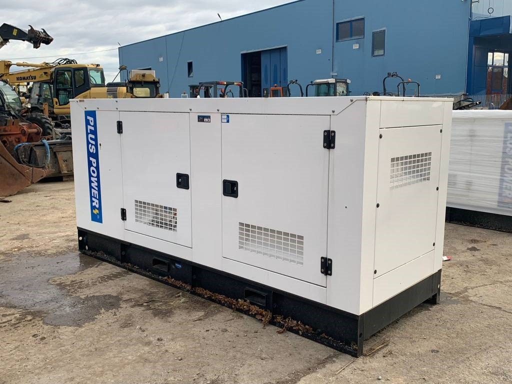 Plus Power GF2-180 - Generator budowlany: zdjęcie 1 Plus Power GF2-180 - Generator budowlany: zdjęcie 1