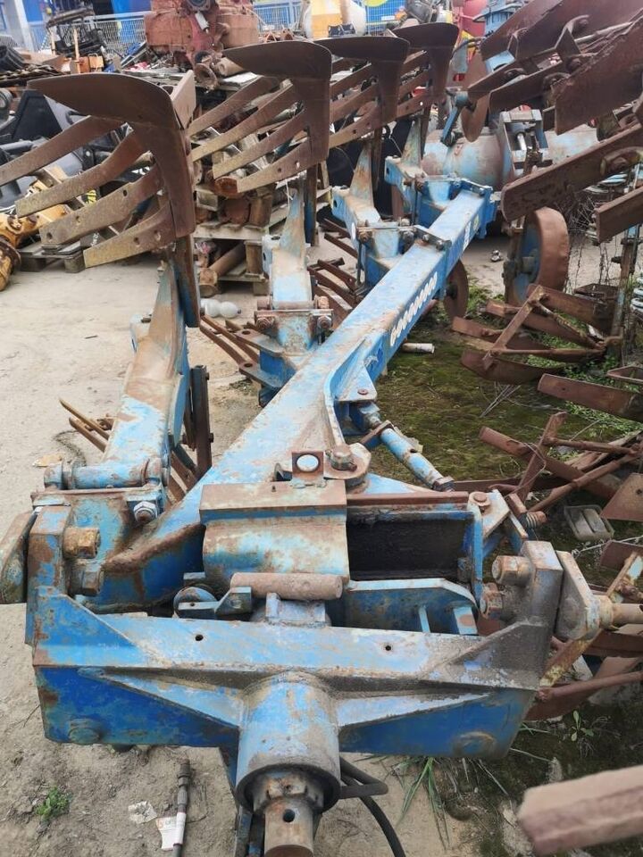 Rabe Rabewerk 4 Rabe Rabewerk 4 - Pług: zdjęcie 2 Rabe Rabewerk 4 Rabe Rabewerk 4 - Pług: zdjęcie 2