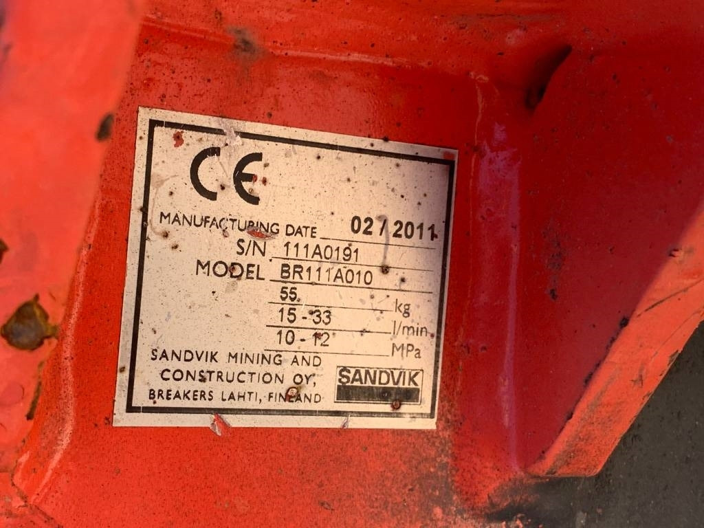 Sandvik BR111A010 - Młot hydrauliczny do Maszyn budowlanych: zdjęcie 4 Sandvik BR111A010 - Młot hydrauliczny do Maszyn budowlanych: zdjęcie 4