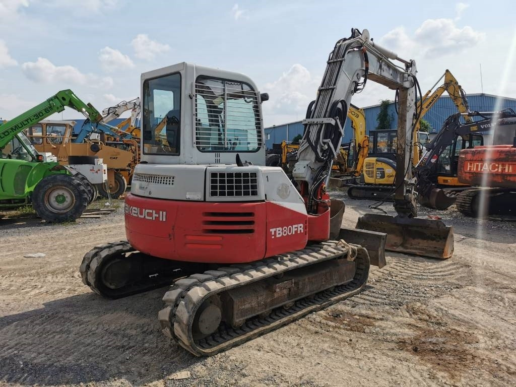 Takeuchi TB80FR - Minikoparka: zdjęcie 4 Takeuchi TB80FR - Minikoparka: zdjęcie 4
