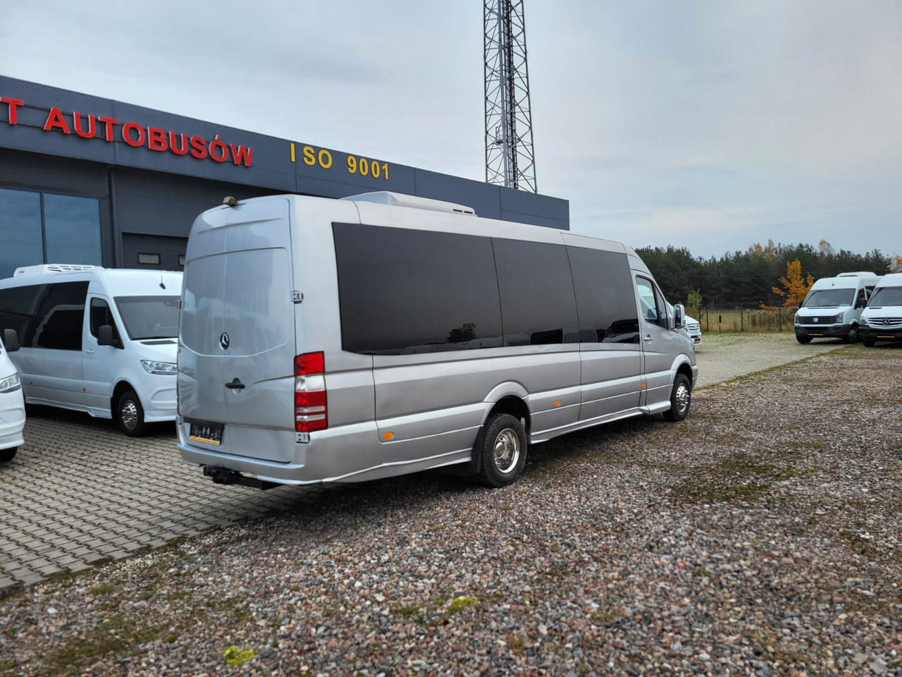 Mercedes-Benz Sprinter 519 CDI 24 places + 4 standing - Podmiejski autobus: zdjęcie 5 Mercedes-Benz Sprinter 519 CDI 24 places + 4 standing - Podmiejski autobus: zdjęcie 5