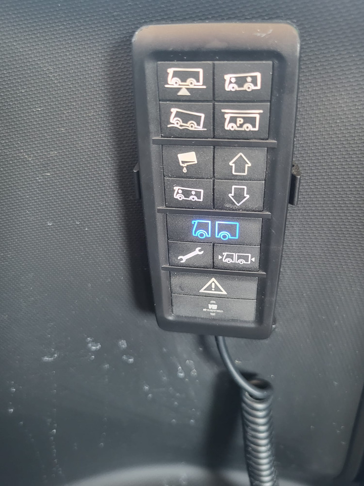 Kamper integra NIESMANN + BISCHOFF 920: zdjęcie 15 Kamper integra NIESMANN + BISCHOFF 920: zdjęcie 15