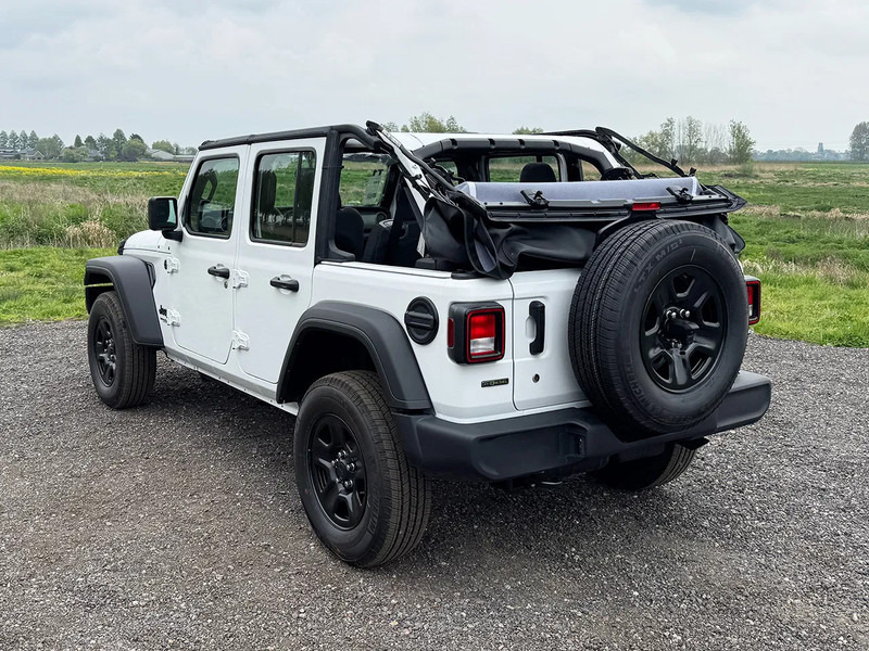 Jeep Wrangler 4x4 3.0 Diesel UNLIMITED SPORT 5 DOORS - EURO 6 - NEW!! LARGE QUANTITY AVAILABLE!! - Pick-up: zdjęcie 4 Jeep Wrangler 4x4 3.0 Diesel UNLIMITED SPORT 5 DOORS - EURO 6 - NEW!! LARGE QUANTITY AVAILABLE!! - Pick-up: zdjęcie 4