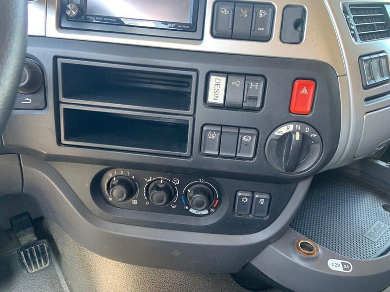 Ciągnik siodłowy DAF XF 106.440PS SC SZM Top zustand 1-Hand: zdjęcie 14 Ciągnik siodłowy DAF XF 106.440PS SC SZM Top zustand 1-Hand: zdjęcie 14