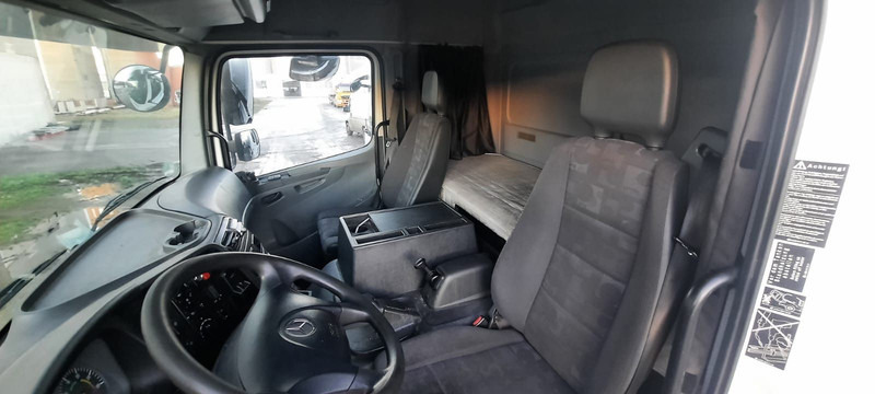 Mercedes-Benz 1824 LS G.Haus/Hochdach Klima - Ciągnik siodłowy: zdjęcie 4 Mercedes-Benz 1824 LS G.Haus/Hochdach Klima - Ciągnik siodłowy: zdjęcie 4