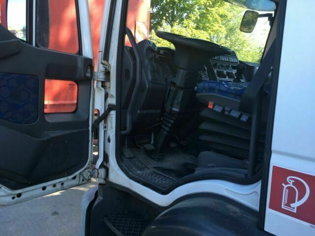 Iveco ML120 E22 Kühlkoffer LBW Deutsche Maschine - Samochód ciężarowy chłodnia: zdjęcie 5 Iveco ML120 E22 Kühlkoffer LBW Deutsche Maschine - Samochód ciężarowy chłodnia: zdjęcie 5