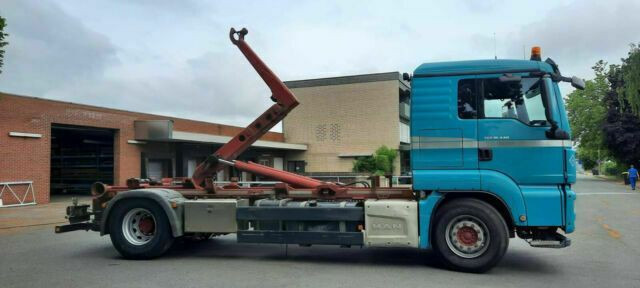 MAN TGS 18.440 Abroller mit Funk +Kran vor - Ciężarówka hakowiec, Samochod ciężarowy z HDS: zdjęcie 3 MAN TGS 18.440 Abroller mit Funk +Kran vor - Ciężarówka hakowiec, Samochod ciężarowy z HDS: zdjęcie 3