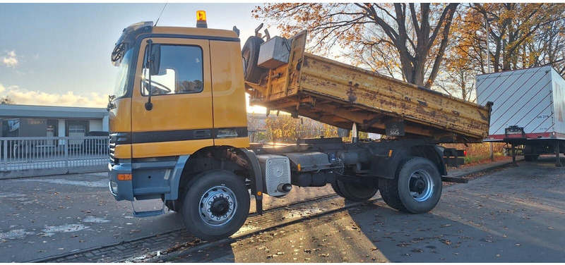 Mercedes-Benz 1843AK 4x4 Blatt/Blatt - Wywrotka: zdjęcie 1 Mercedes-Benz 1843AK 4x4 Blatt/Blatt - Wywrotka: zdjęcie 1