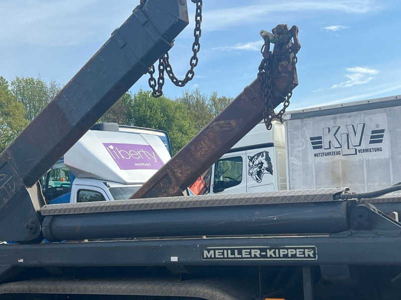 Miller Aufbau Absetzkipper für 3 Achser Fahrgestell - Urządzenie hakowe/ Bramowe: zdjęcie 1 Miller Aufbau Absetzkipper für 3 Achser Fahrgestell - Urządzenie hakowe/ Bramowe: zdjęcie 1