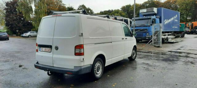 Volkswagen Transporter TDI Kastenwagen Lang - Mały samochód dostawczy: zdjęcie 4 Volkswagen Transporter TDI Kastenwagen Lang - Mały samochód dostawczy: zdjęcie 4