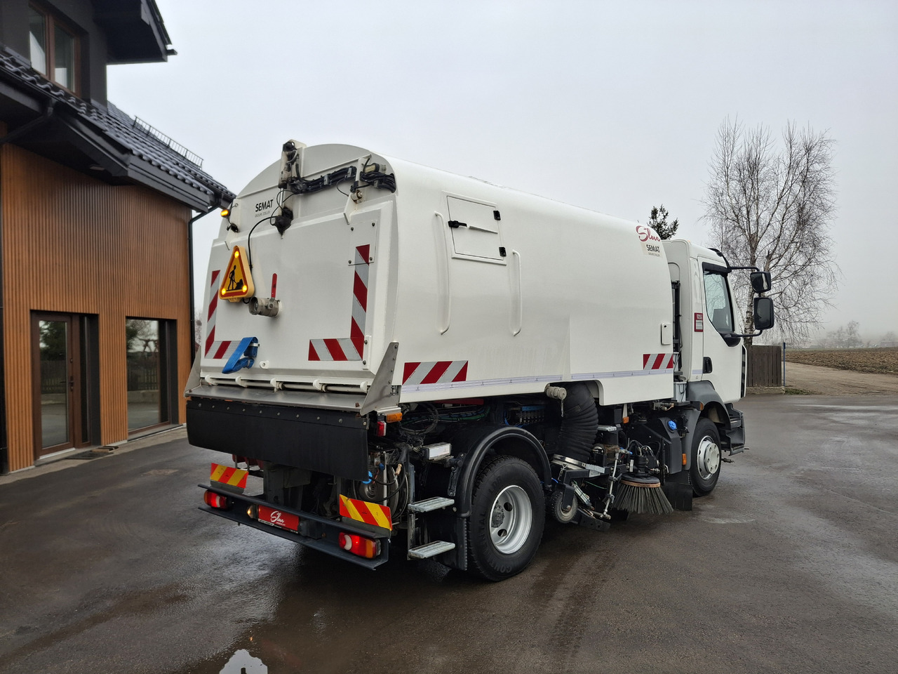 RENAULT D12 Zamiatarka Kehrmaschine SEMAT Zoeller Faun Karcher Euro 6 PM10 L/R 2017r - Zamiatarka uliczna: zdjęcie 3 RENAULT D12 Zamiatarka Kehrmaschine SEMAT Zoeller Faun Karcher Euro 6 PM10 L/R 2017r - Zamiatarka uliczna: zdjęcie 3