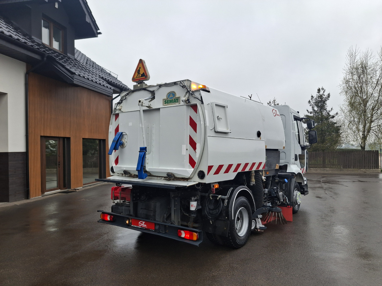 RENAULT Midlum 220 Zamiatarka Kehrmaschine Johnston 2 Motoren Szczotki L/R - Zamiatarka uliczna: zdjęcie 4 RENAULT Midlum 220 Zamiatarka Kehrmaschine Johnston 2 Motoren Szczotki L/R - Zamiatarka uliczna: zdjęcie 4