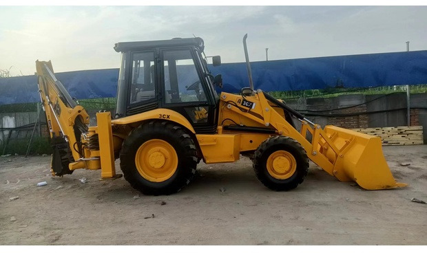 Koparko-ładowarka 2019 JCB 3CX: zdjęcie 1