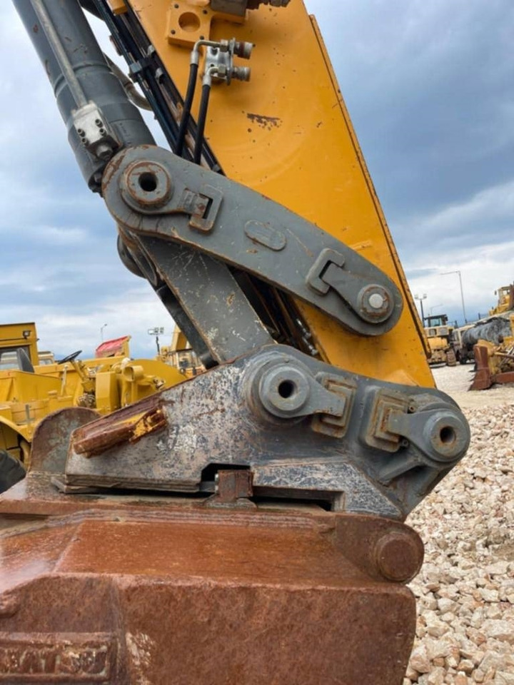 Liebherr R946 LC - Koparka gąsienicowa: zdjęcie 4 Liebherr R946 LC - Koparka gąsienicowa: zdjęcie 4