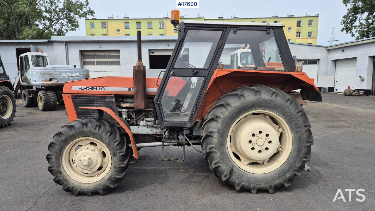 URSUS 914 tractor (1989) - Ciągnik rolniczy: zdjęcie 4 URSUS 914 tractor (1989) - Ciągnik rolniczy: zdjęcie 4